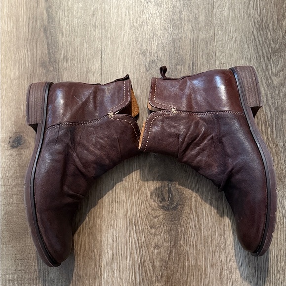 Sofft Chestnut Brown Booties Size 8.5 - Picture 4 of 10